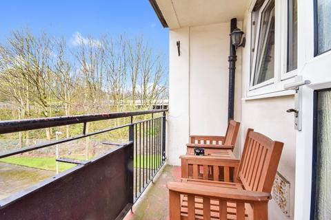 Flat 2/2, 20 Armadale Path, Glasgow, G31 3HA