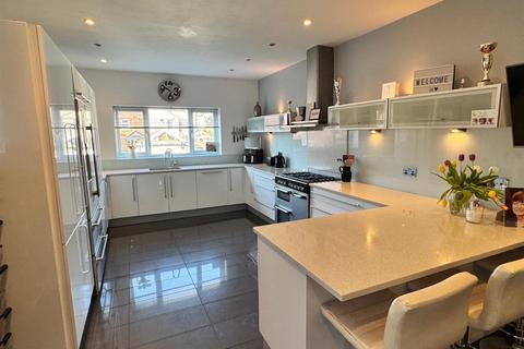 5 bedroom terraced house for sale, Westby Street, Lytham