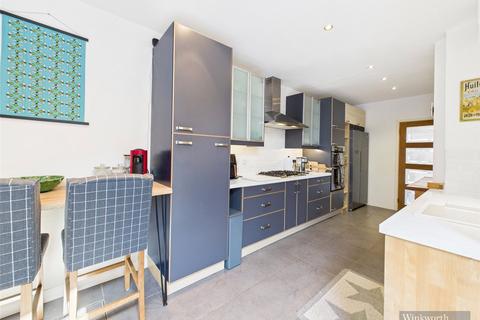 3 bedroom detached house for sale, Bond Road, Surbiton KT6