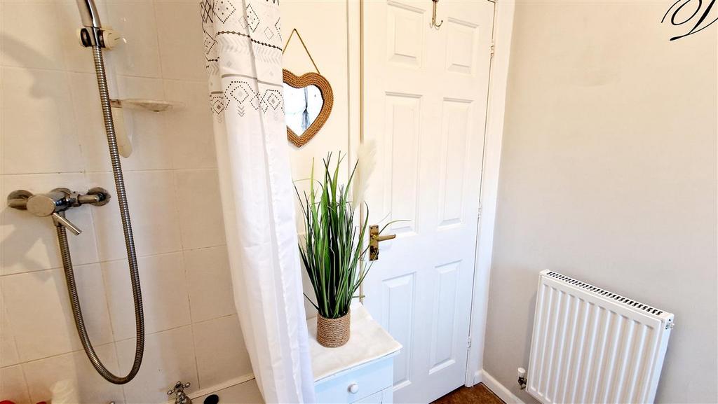 Bathroom 2