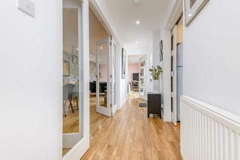 16 Cortleferry Grove, Dalkeith, EH22 3HX