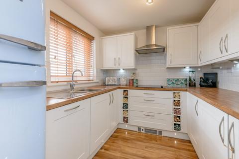 16 Cortleferry Grove, Dalkeith, EH22 3HX