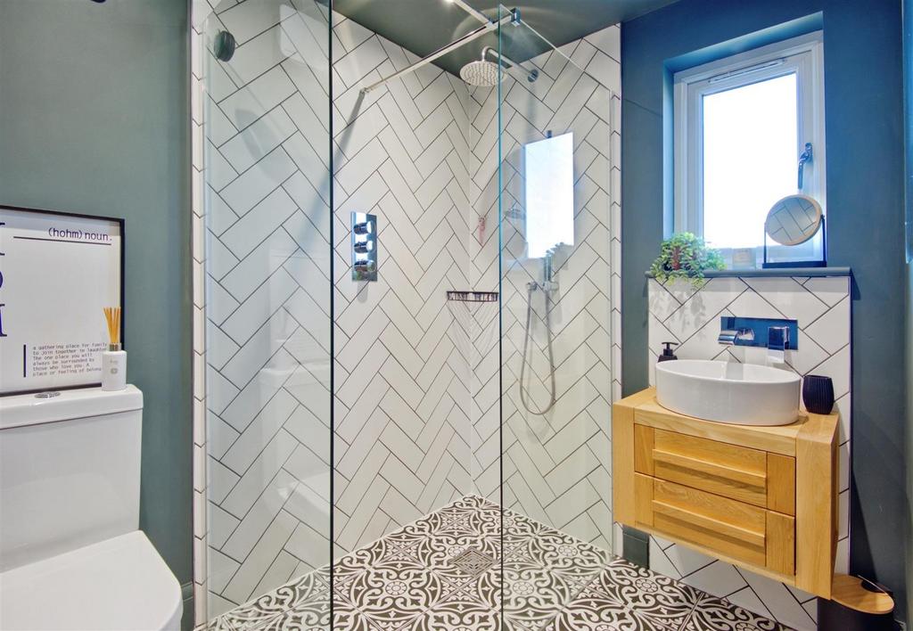 Ensuite