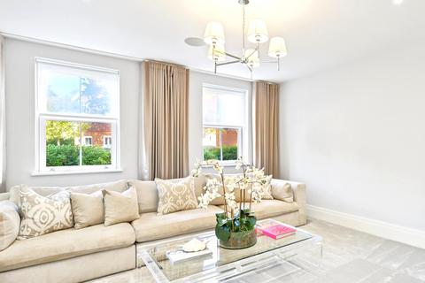 undefined, Hare Hill, Row Town, Surrey, KT15