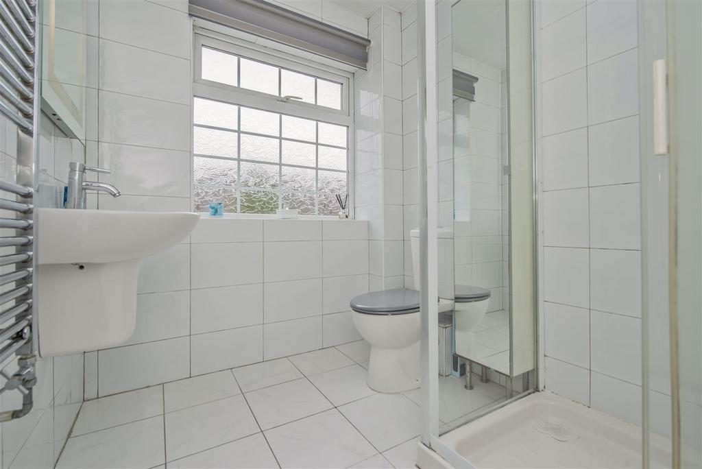 Shower Room / WC