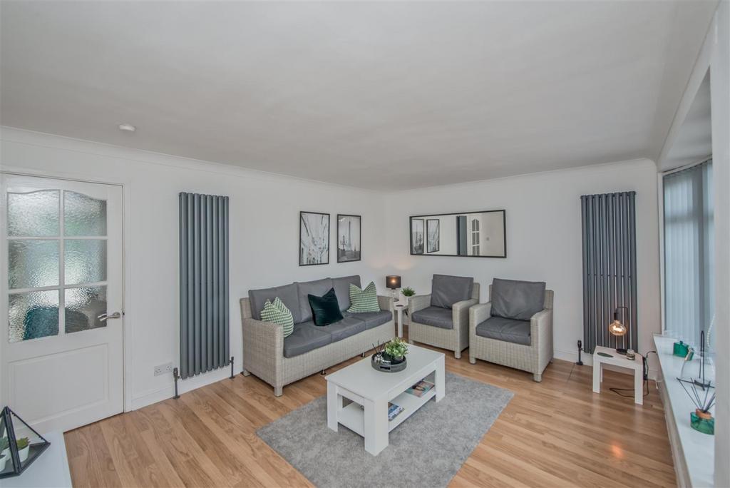 Living Room: