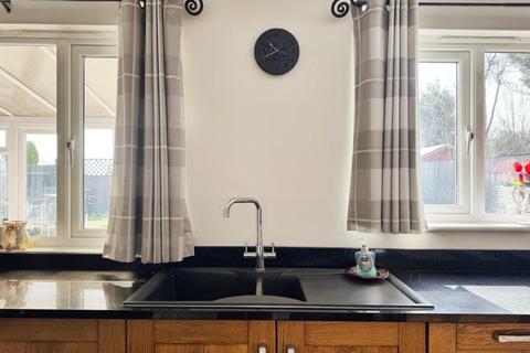 4 bedroom detached house for sale, Maenol Glasfryn, Llangennech, Llanelli, Carmarthenshire, SA14 8SJ