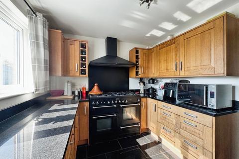 4 bedroom detached house for sale, Maenol Glasfryn, Llangennech, Llanelli, Carmarthenshire, SA14 8SJ