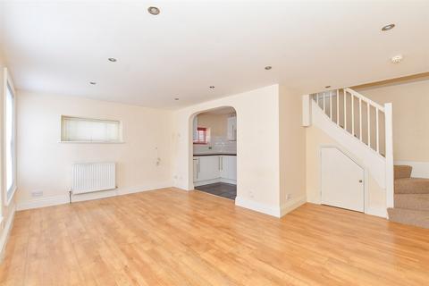 2 bedroom ground floor flat for sale, Lind Hill, Ryde PO33