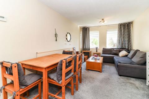 22, Nugent Court Newtown Road, Marlow, SL7 1UT