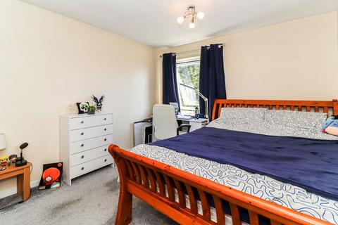 22, Nugent Court Newtown Road, Marlow, SL7 1UT