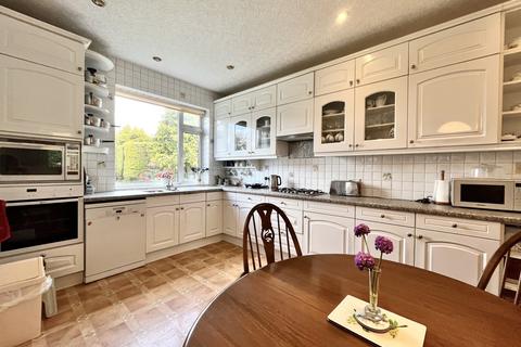 5 bedroom detached house for sale, Oakwood Drive, Fulwood PR2
