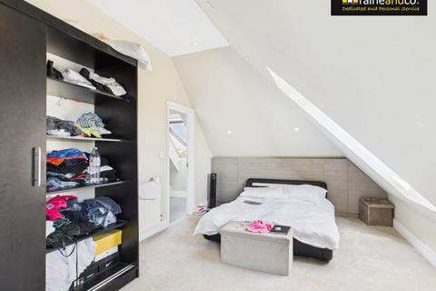 2 bedroom apartment for sale, Southgate Road, Potters Bar