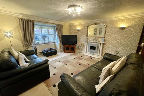 4 bedroom detached house for sale, Dean Close, Shildon