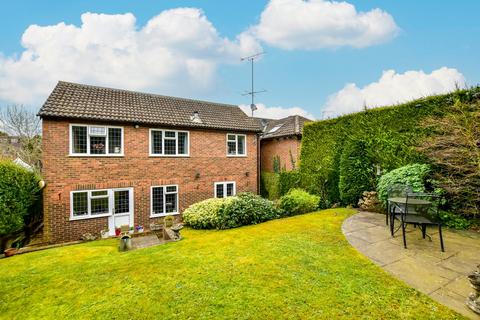 3 bedroom detached house for sale, Cleland Road, Gerrards Cross SL9