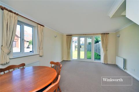 4 The Retreat, Worcester Park, KT4 8SU