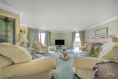 4 bedroom detached house for sale, Mayals Road, Mayals, Swansea