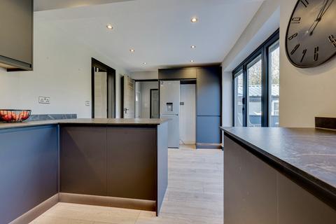 9 Church Close, Pool In Wharfedale, Otley, LS21 1LN