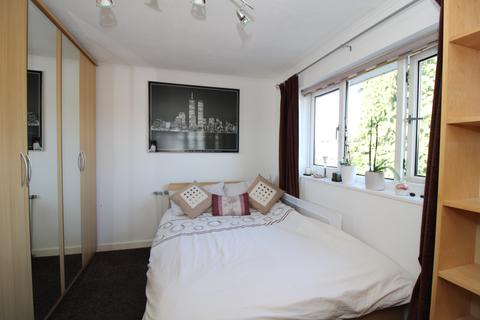 13 Featherston Road, Stevenage, SG2 9PP