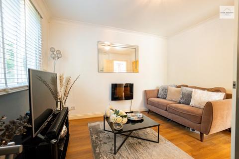 1 bedroom flat for sale, Hickory Close, London N9