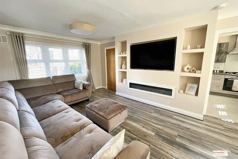 3 bedroom semi-detached house for sale, Kipling Close, Stanley, DH9