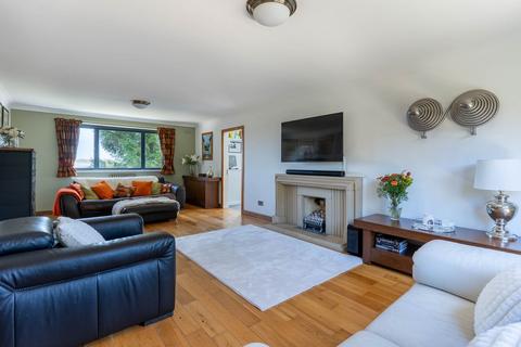 60 Swan Street, Alvechurch, Birmingham, B48 7RP