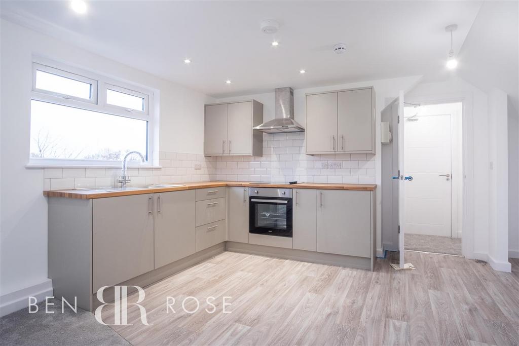 Kitchen/Living Area