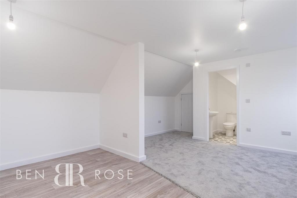Kitchen/Living Area
