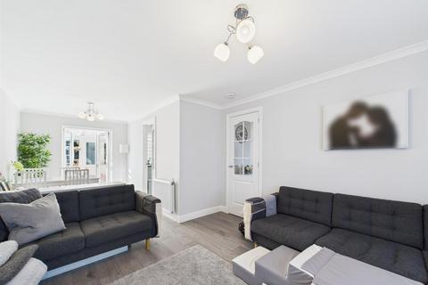 3 Castlebrae, Auchterarder, PH3 1DL