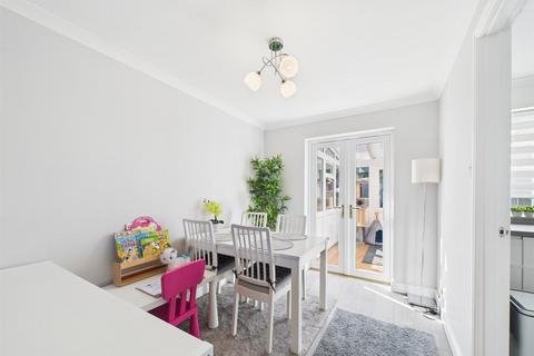 3 Castlebrae, Auchterarder, PH3 1DL