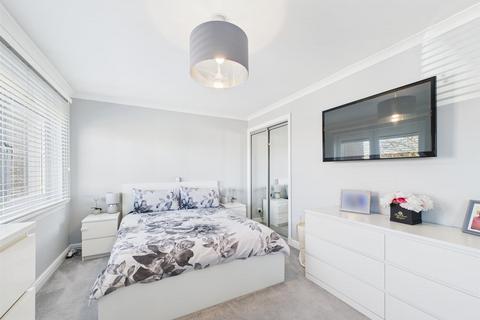 3 Castlebrae, Auchterarder, PH3 1DL
