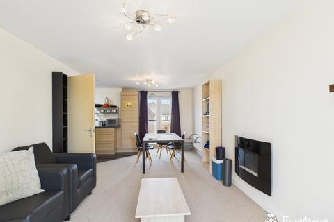 2 bedroom apartment for sale, Lanfranc Close, Old Sarum, Salisbury, Wiltshire, SP4
