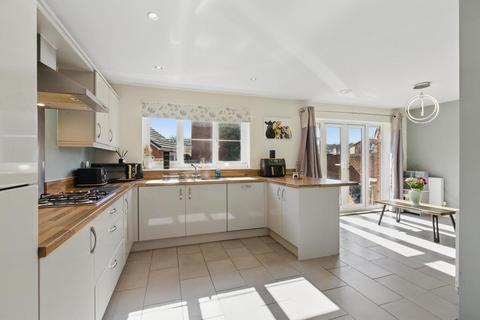 1 Bryn Meurig, Llanharry, Pontyclun, CF72 9FY