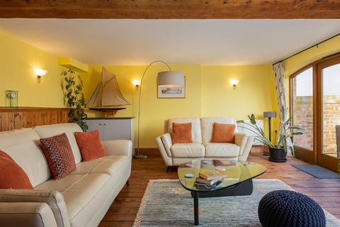 4 bedroom house for sale, The Old Barn, Muston, Filey