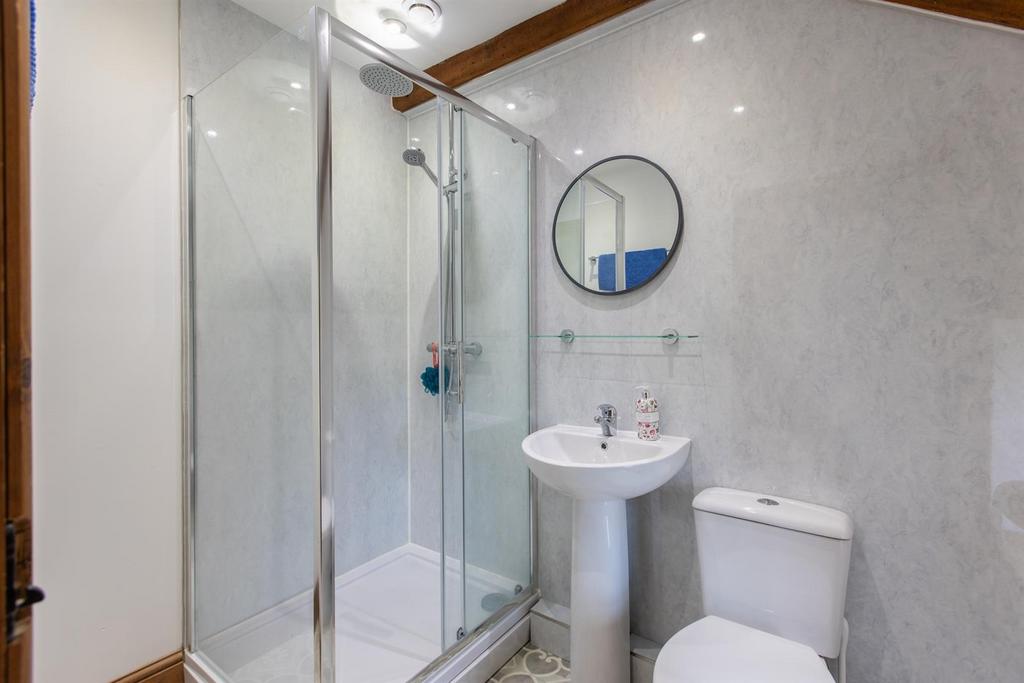 Bedroom 2 En Suite