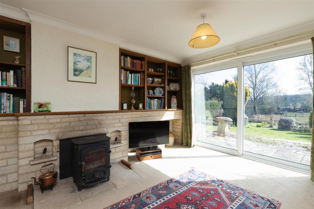 Sitting Room 3.jpg