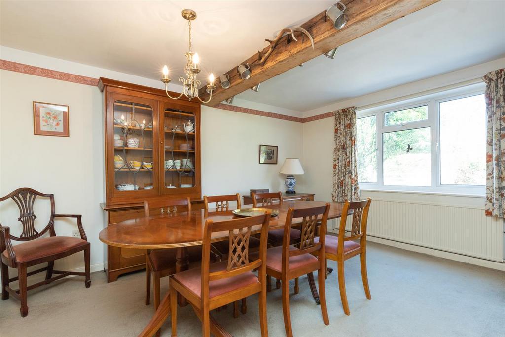 Dining Room 1.jpg