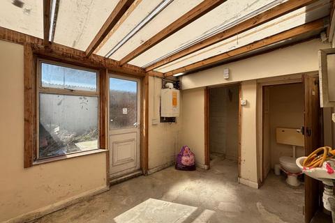31 Bull Road, London, E15 3HQ