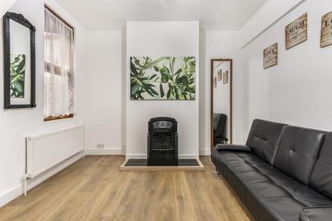 15 Vernon Road, London, E15 4DQ