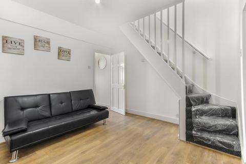 15 Vernon Road, London, E15 4DQ