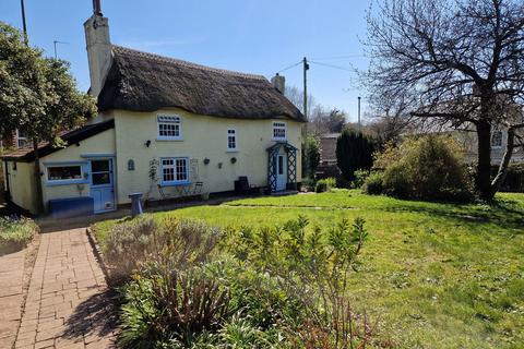 2 bedroom detached house for sale, St Johns road, Exmouth, EX8 4BY