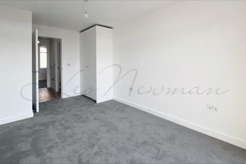 2 bedroom flat to rent, Caroline Street, Limehouse, E1