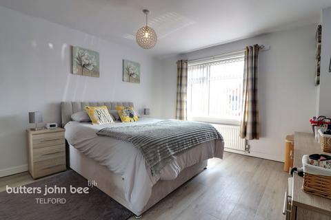 43 Sutherland Drive, Muxton, Telford, TF2 8QB