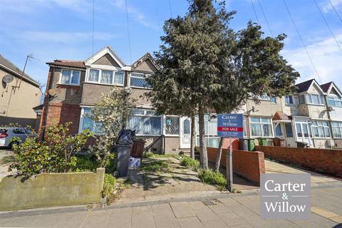 3 bedroom terraced house for sale, New Road, Dagenham, Essex