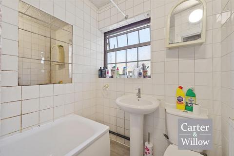 3 bedroom terraced house for sale, New Road, Dagenham, Essex