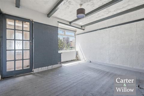 3 bedroom terraced house for sale, New Road, Dagenham, Essex