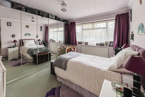 32 Ambersham Crescent, East Preston, Littlehampton, BN16 1AH