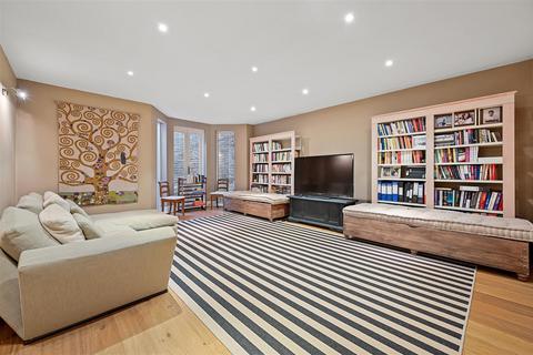 29 Dewhurst Road, London, W14 0ES