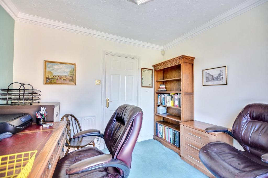 Bedroom 4/Study