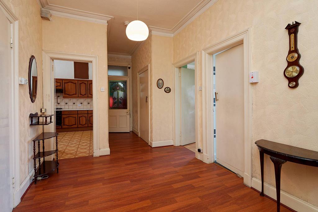 MFL9247140 459.jpg